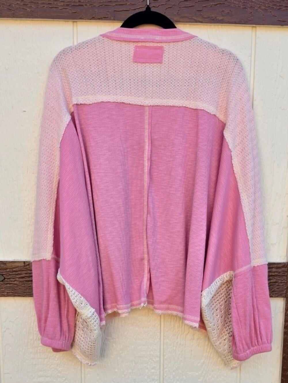 SOLD!! NEW!! POL Pink Mixed-Knit Women's Top with Patchwork & Crochet, Sz Large - Picture 4 of 6